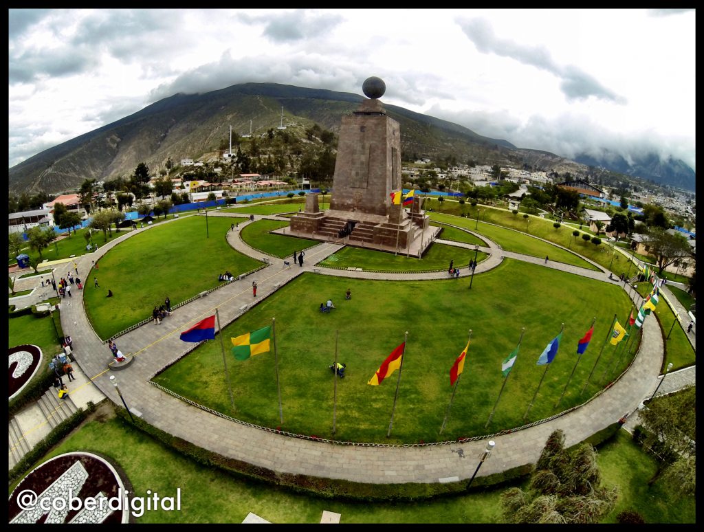 periodismo drone Ecuador mitad del mundo